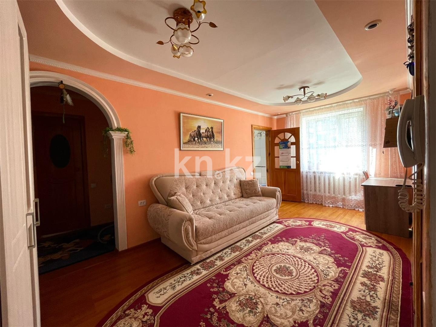 Продажа 4-комнатной квартиры, 75 м², мкр-н Степной-4 - Продажа четырехкомнатных квартир в Караганде на Юго-Востоке фото 1 из 9