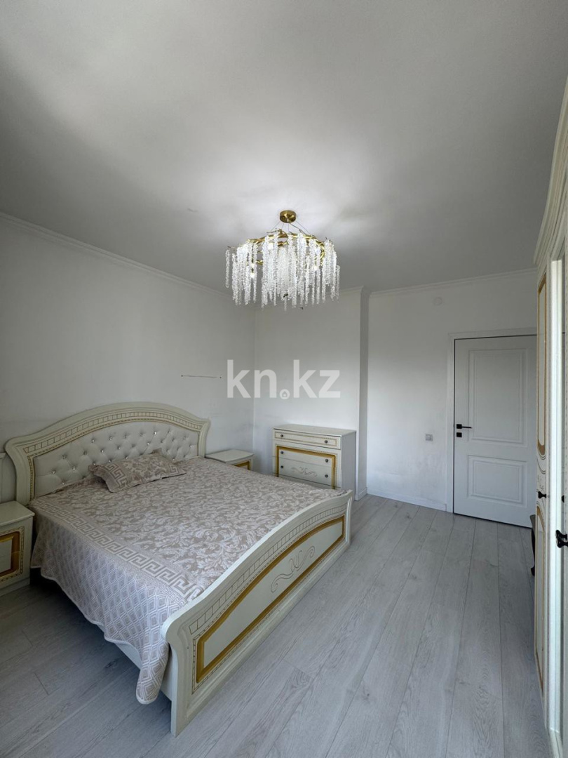 Продажа 3-комнатной квартиры, 84.7 м², мкр-н Аксай-1 в Алматы - фото 9