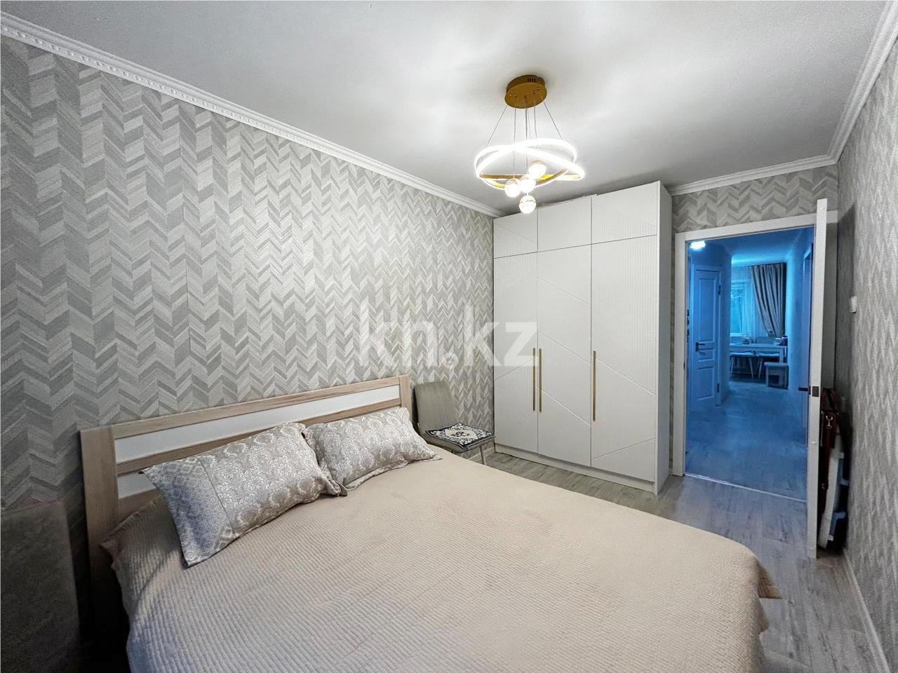 Продажа 3-комнатной квартиры, 63 м², ул. Муканова - Продажа  трехкомнатных квартир в Караганде фото 4 из 13