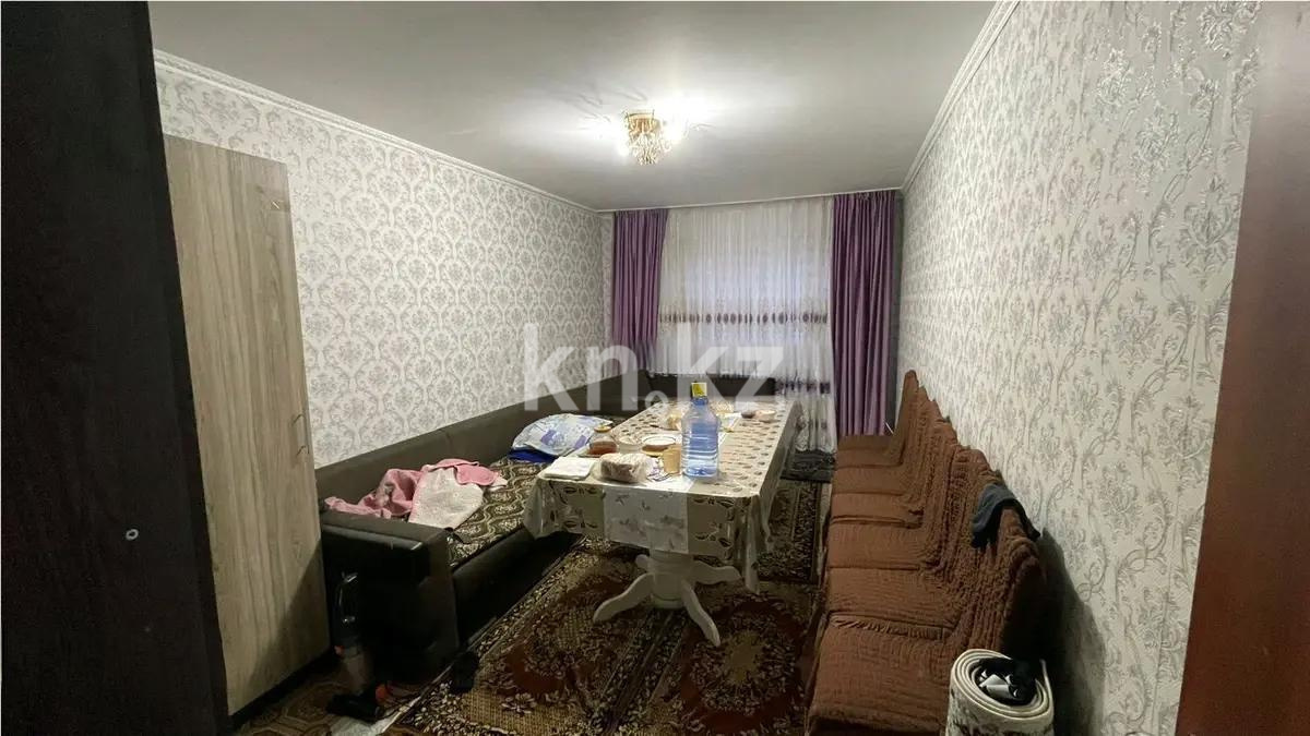Продажа 2-комнатной квартиры, 47 м², 6 мкр., дом  50 - Продажа квартир в Темиртау фото 1 из 3