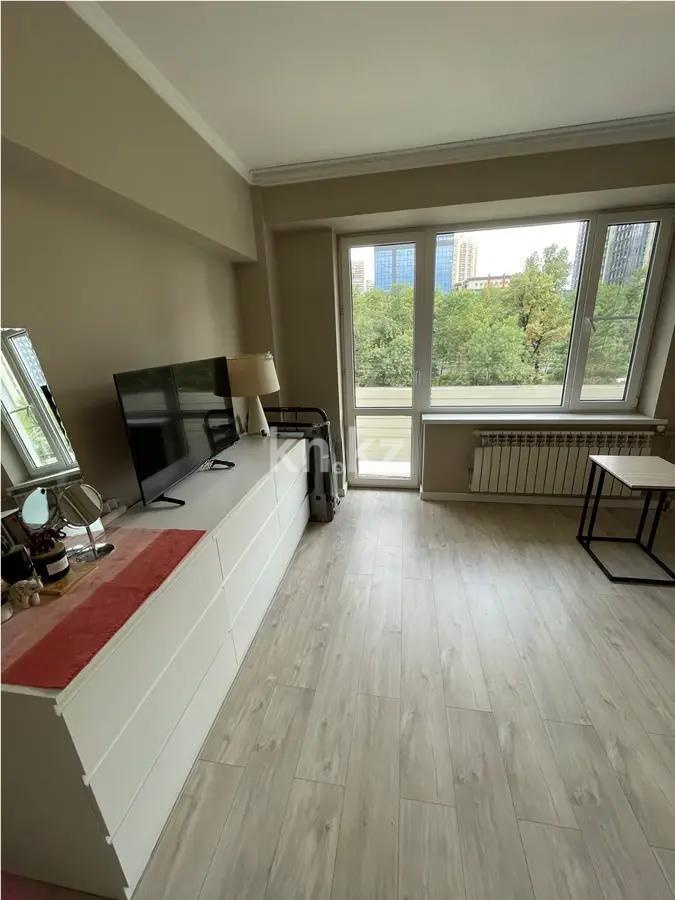 Продажа 1-комнатной квартиры, 42 м², пр. Абая, дом  139 - Продажа квартир в Казахстане фото 1 из 3