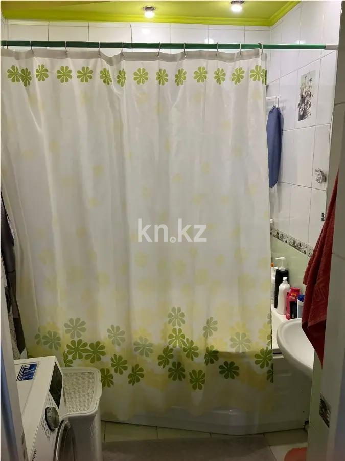 Продажа 3-комнатной квартиры, 66.4 м², ул. 13-й Военный городок, дом  53 в Алматы - фото 5