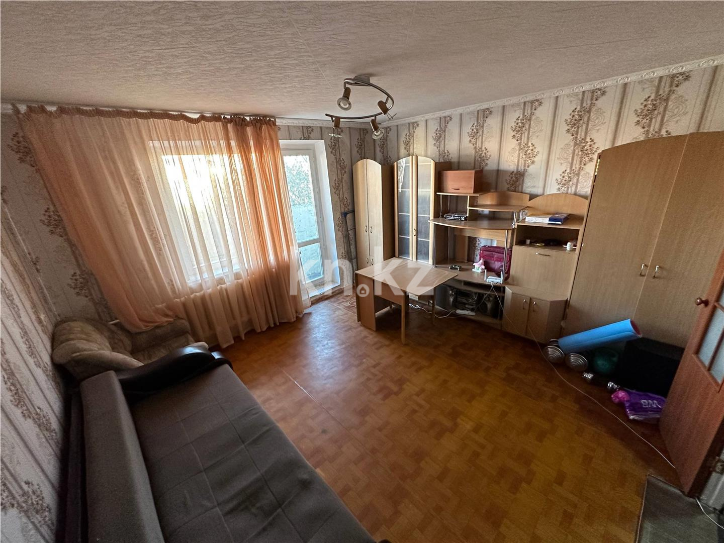 Продажа 2-комнатной квартиры, 52 м² - Продажа двухкомнатных квартир в Караганде - страница 2 фото 2 из 13
