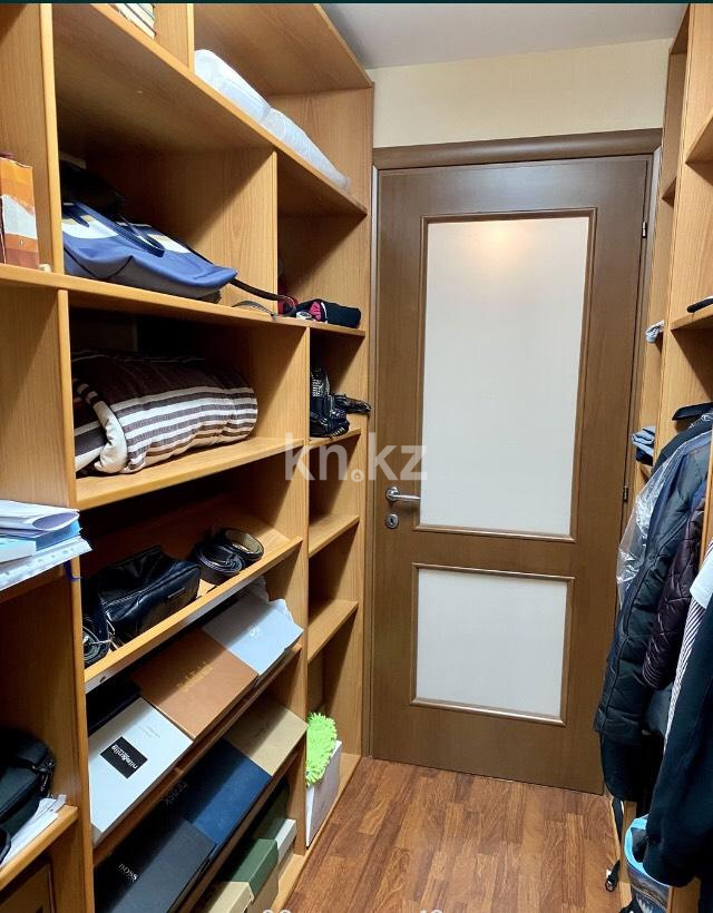 Продажа 4-комнатной квартиры, 75 м², ул. Темира Масина, дом  48 - Продажа квартир в Уральске фото 9 из 15