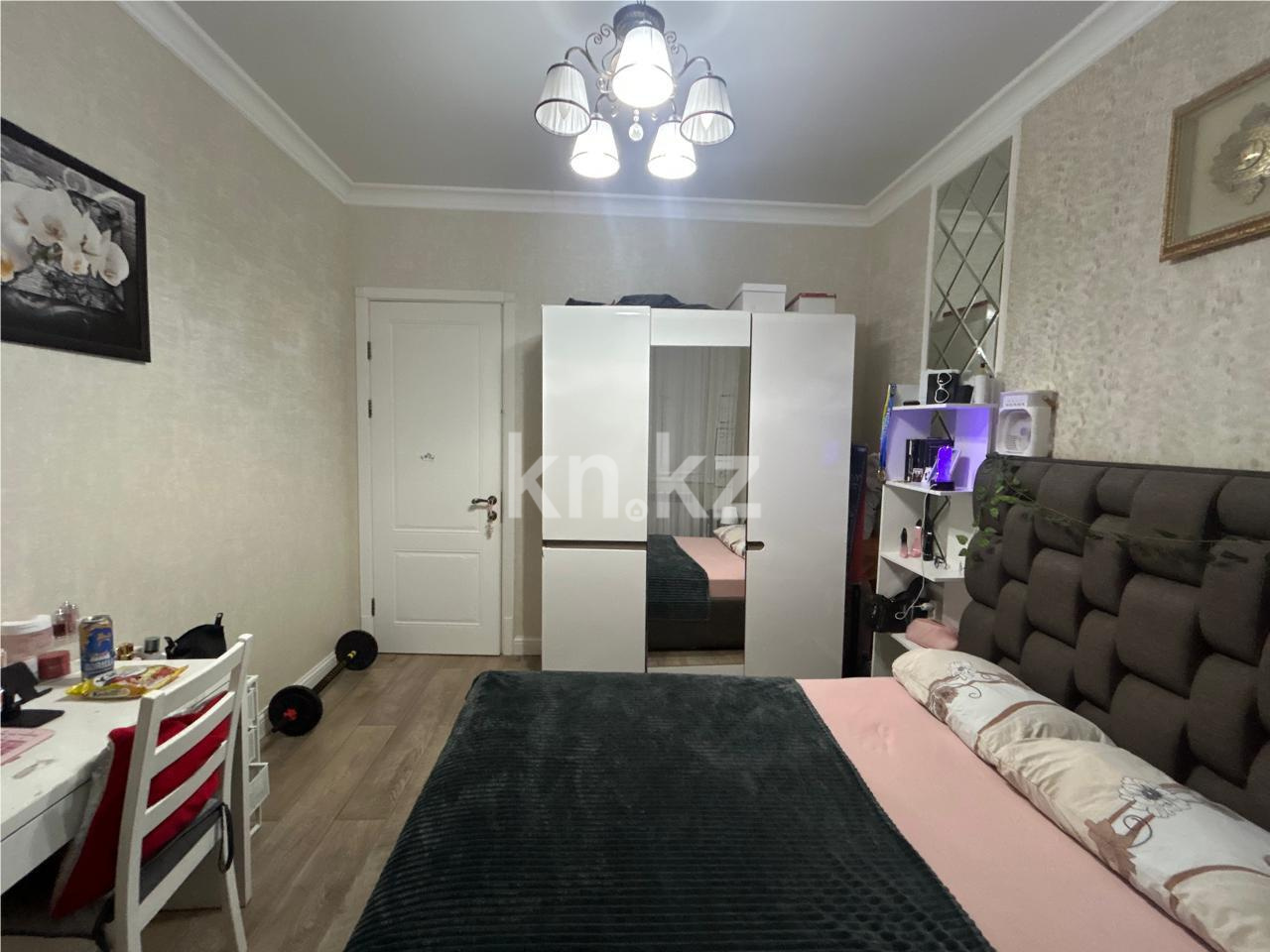 Продажа 3-комнатной квартиры, 106 м², ул. Керей, Жанибек хандар в Астане - фото 11