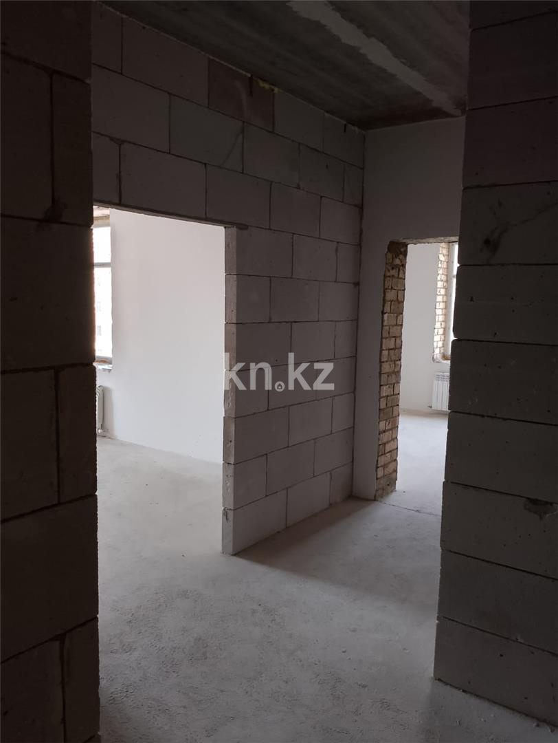 Продажа 2-комнатной квартиры, 70 м², пр. Строителей в Караганде - фото 5