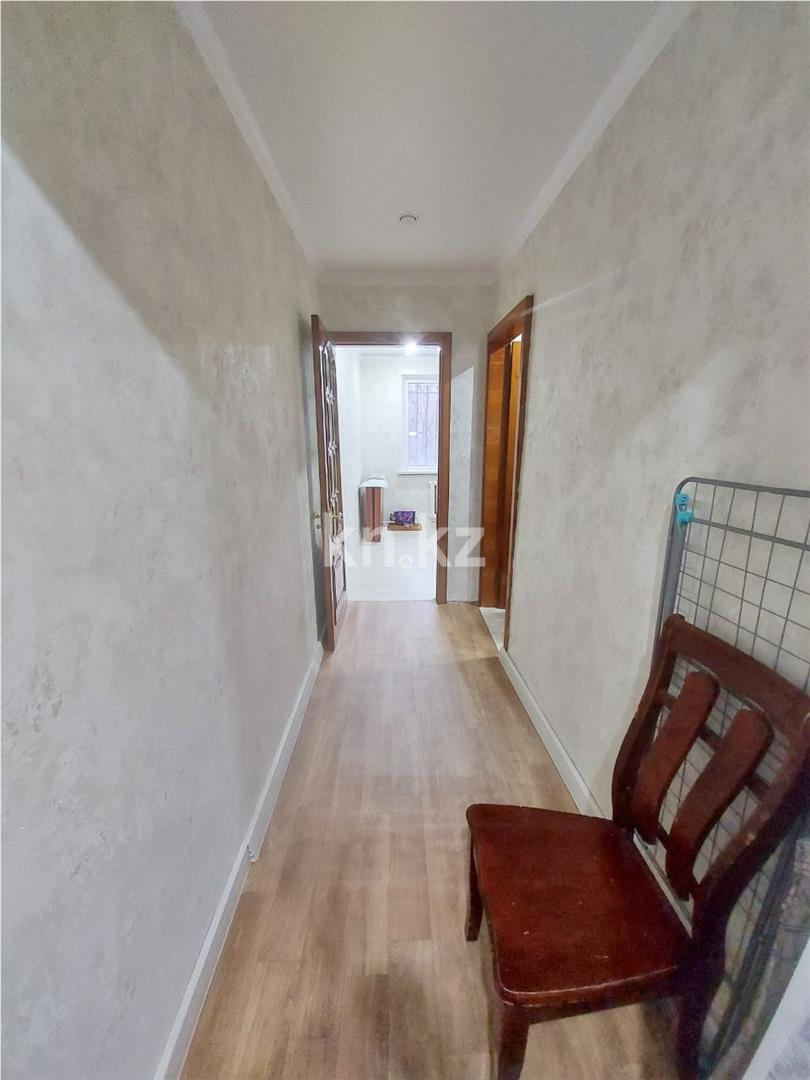 Продажа 2-комнатной квартиры, 54 м², 15 мкр., дом  37 в Караганде - фото 7