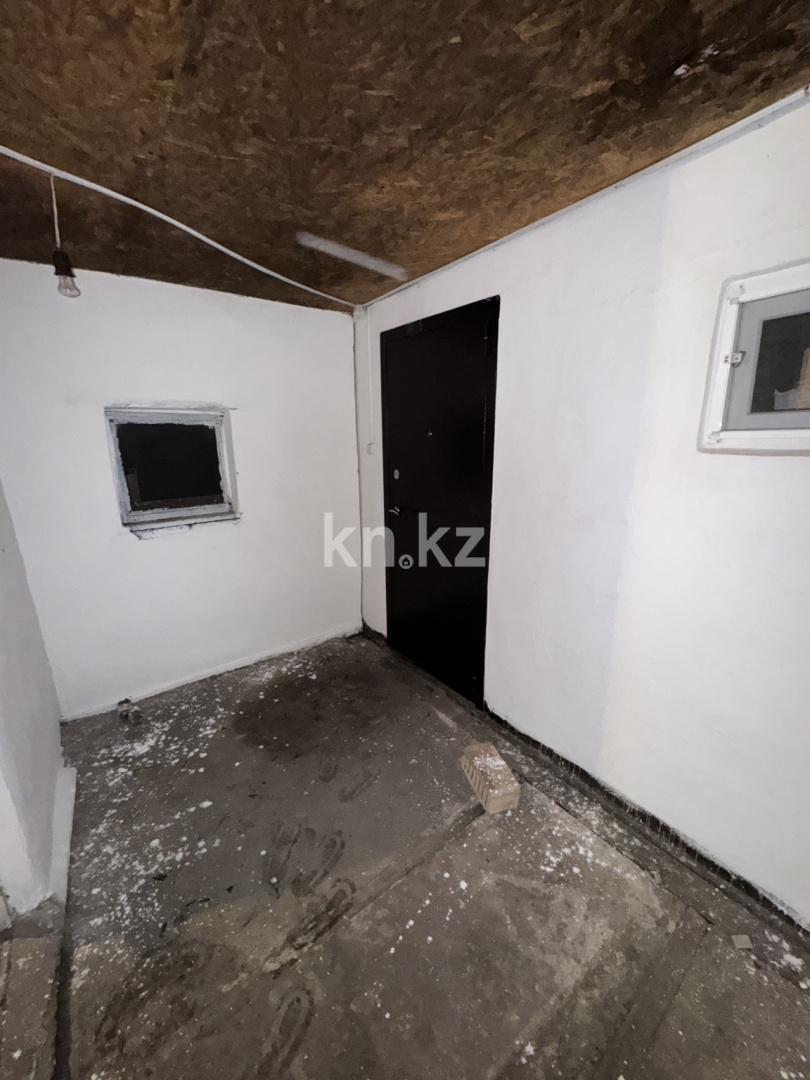 Продажа 5-комнатного дома, 70 м², ул. Молодежная, дом  5 - Продажа домов и коттеджей в Караганде без посредников фото 1 из 16
