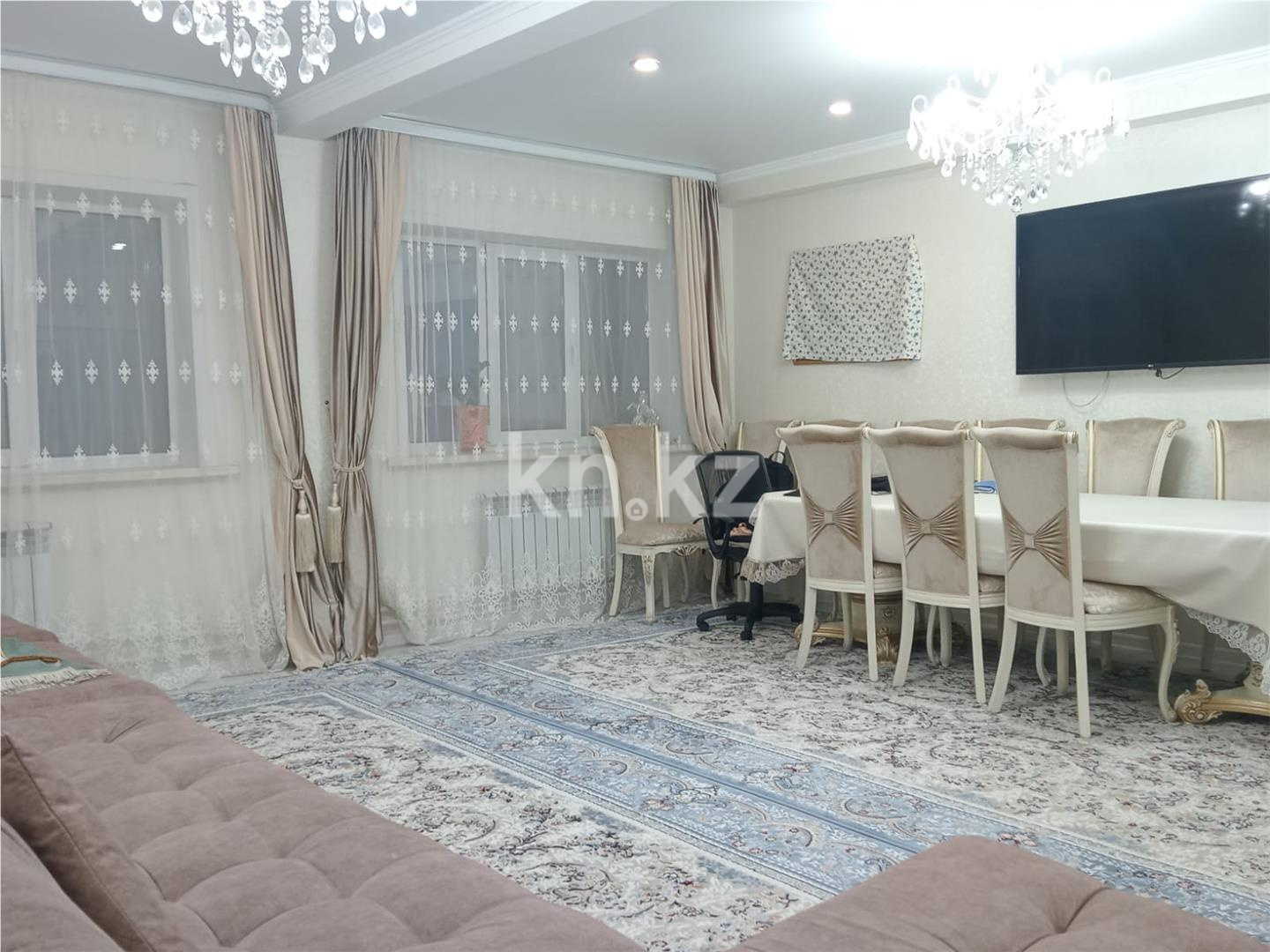 Продажа 4-комнатной квартиры, 170 м² - Продажа квартир в Караганде - страница 50 фото 1 из 27