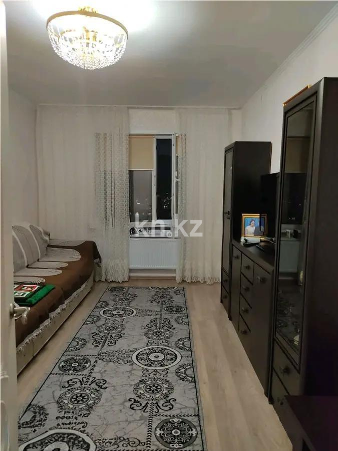 Продажа 3-комнатной квартиры, 88 м², пр. Шахтеров, дом  52 - Продажа  трехкомнатных квартир в Караганде фото 1 из 7