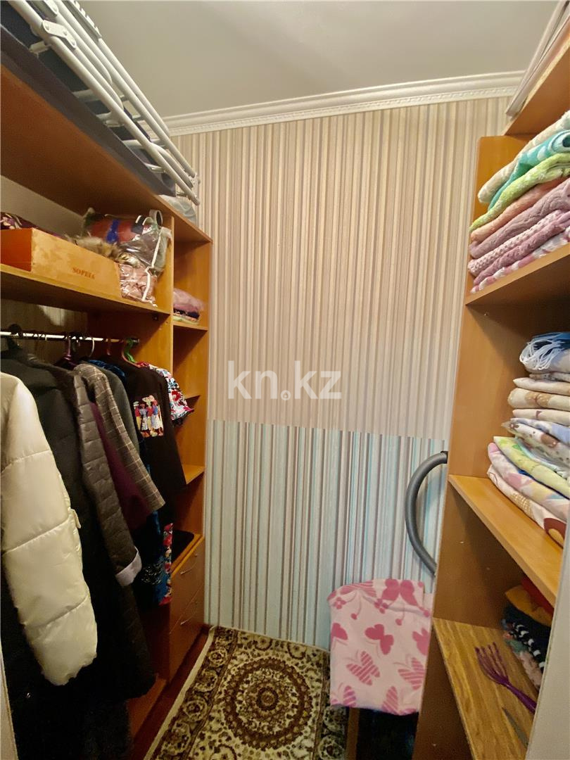 Продажа 1-комнатной квартиры, 55 м², ул. Сарыарка - Продажа  однокомнатных квартир в Караганде фото 13 из 18