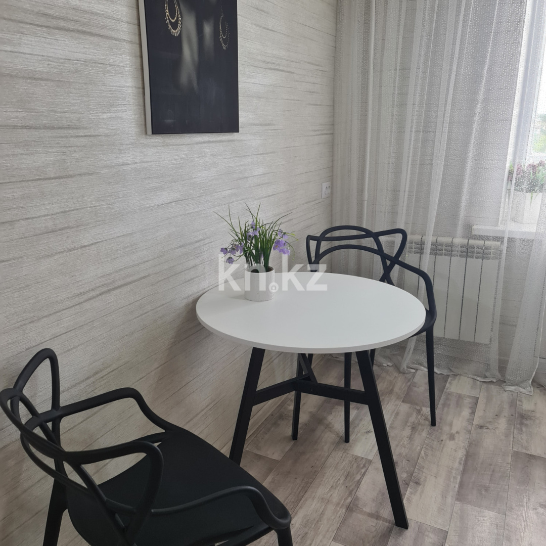 Аренда 1-комнатной квартиры посуточно, 35 м², пр. Бухар-жырау, дом  63/4 - Аренда квартир посуточно в Караганде с фото фото 9 из 9