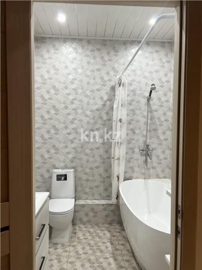 Продажа 3-комнатной квартиры, 125 м², пр. Кошкарбаева, дом  32 блок К в Астане - фото 4