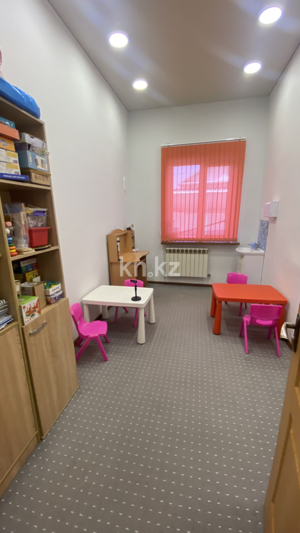 Продажа дома, 700 м² - Продажа домов, коттеджей в Алматы - страница 2 фото 21 из 35