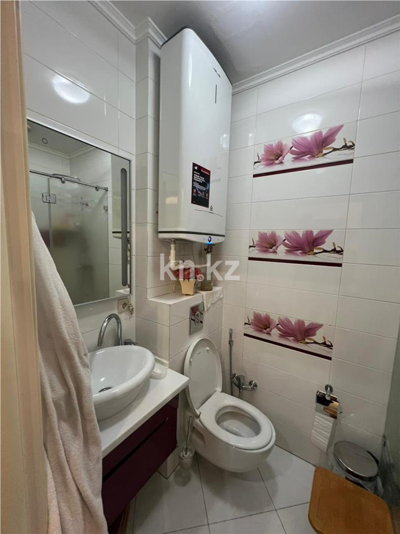 Продажа 4-комнатной квартиры, 188 м², ул. Аманжолова - Продажа  четырехкомнатных квартир в Караганде фото 18 из 28