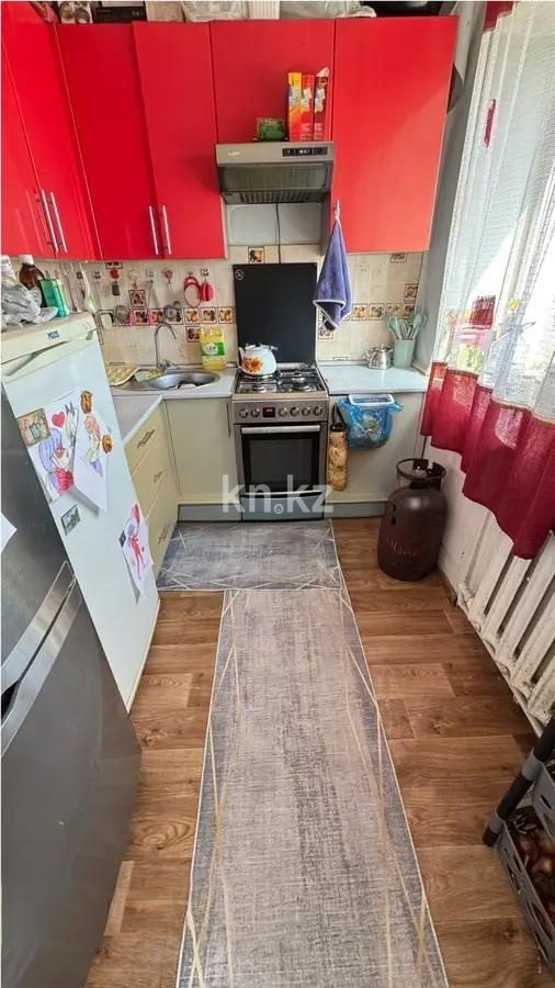 Продажа 4-комнатной квартиры, 61 м², мкр-н 21, дом  5 в Караганде - фото 4