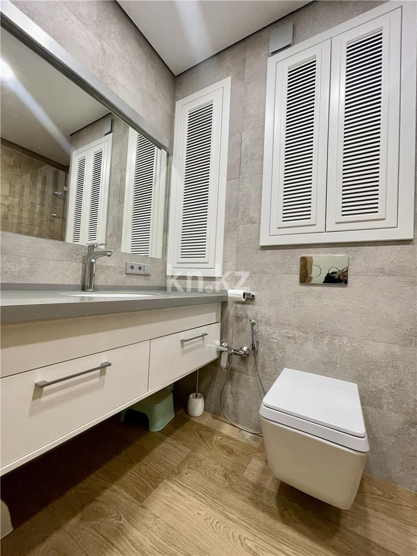 Продажа 3-комнатной квартиры, 82 м², мкр-н Гульдер-1, дом  1/4 - Продажа  трехкомнатных квартир в Караганде фото 19 из 32