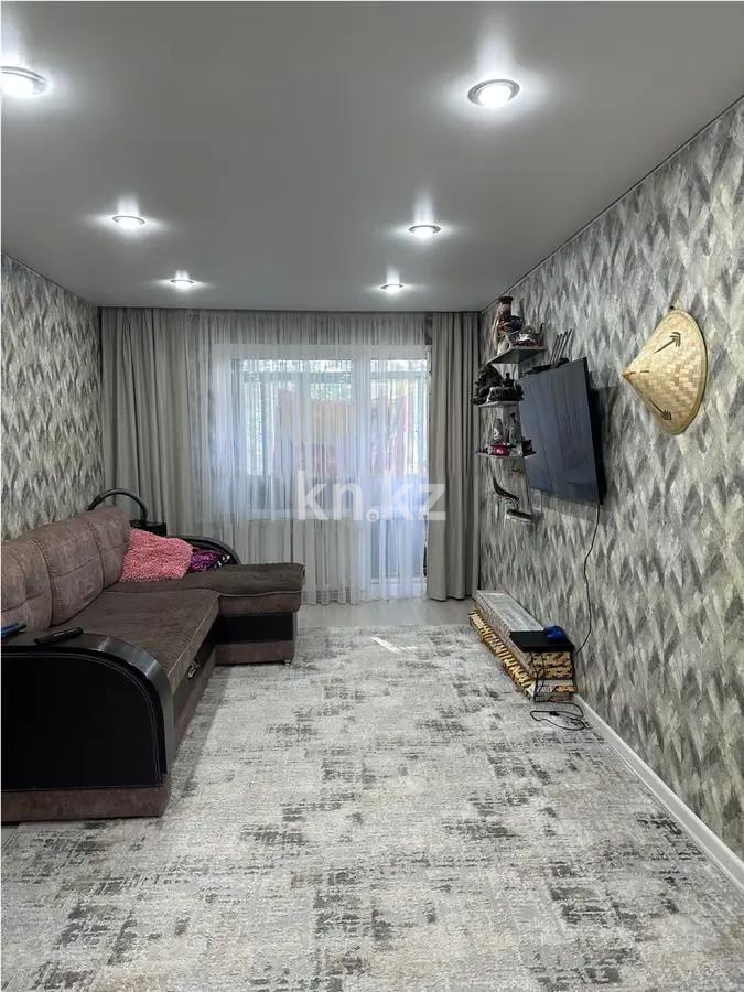 Продажа 3-комнатной квартиры, 60 м², ул. Аманжолова, дом  23 - Продажа квартир в Караганде фото 1 из 5