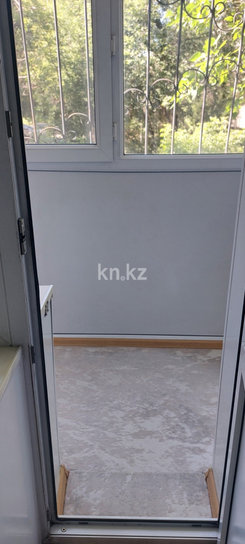 Продажа 3-комнатной квартиры, 59.2 м² - Продажа квартир в районе Михайловка в Караганде фото 8 из 22