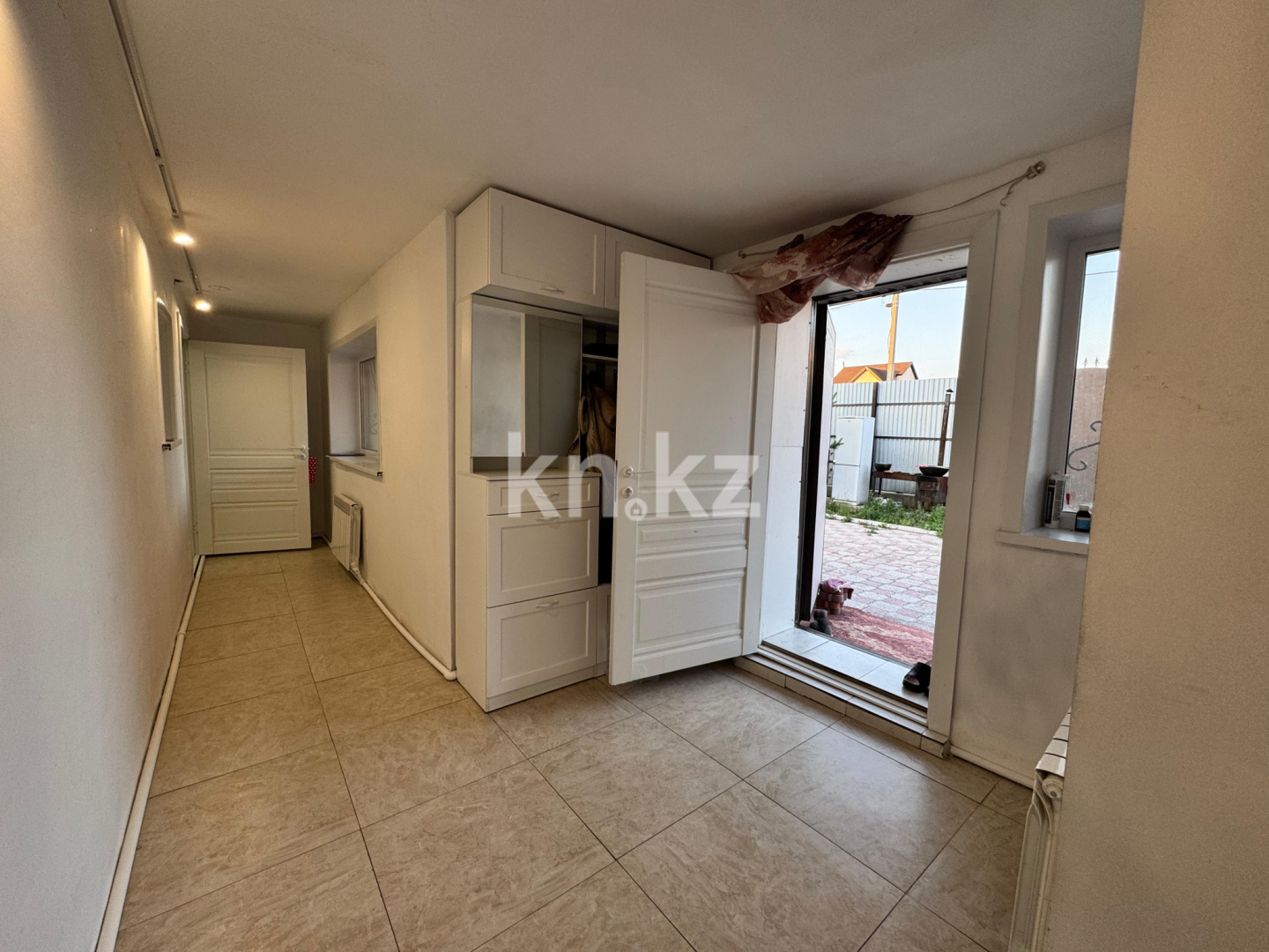 Продажа 6-комнатного дома, 343 м², ул. Карибжанова - Продажа домов, коттеджей в Караганде фото 31 из 36