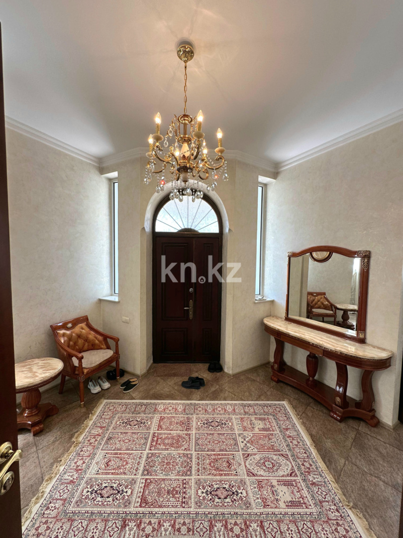 Продажа 8-комнатного дома, 360 м² - Продажа домов, коттеджей в Шымкенте - страница 2 фото 13 из 33