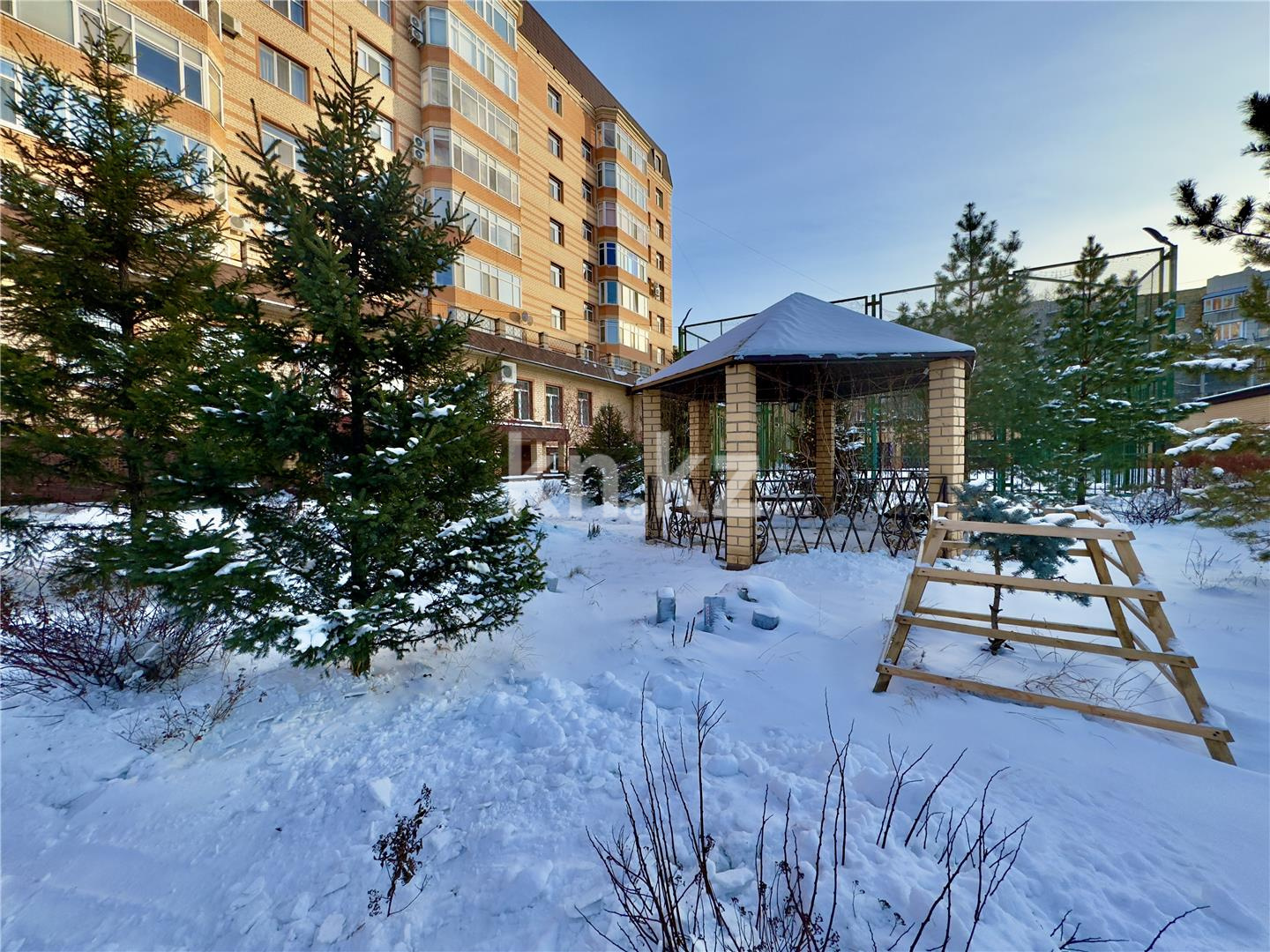 Продажа 5-комнатной квартиры, 217 м², ул. Аманжолова, дом  41 - Продажа  пятикомнатных квартир в Караганде фото 41 из 43