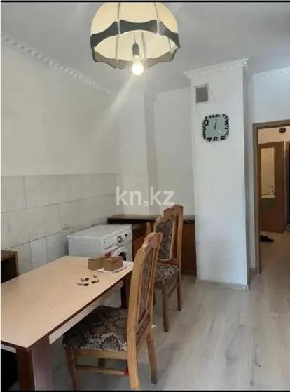 Продажа 1-комнатной квартиры, 42 м², ул. Кумисбекова, дом  6 в Астане - фото 4