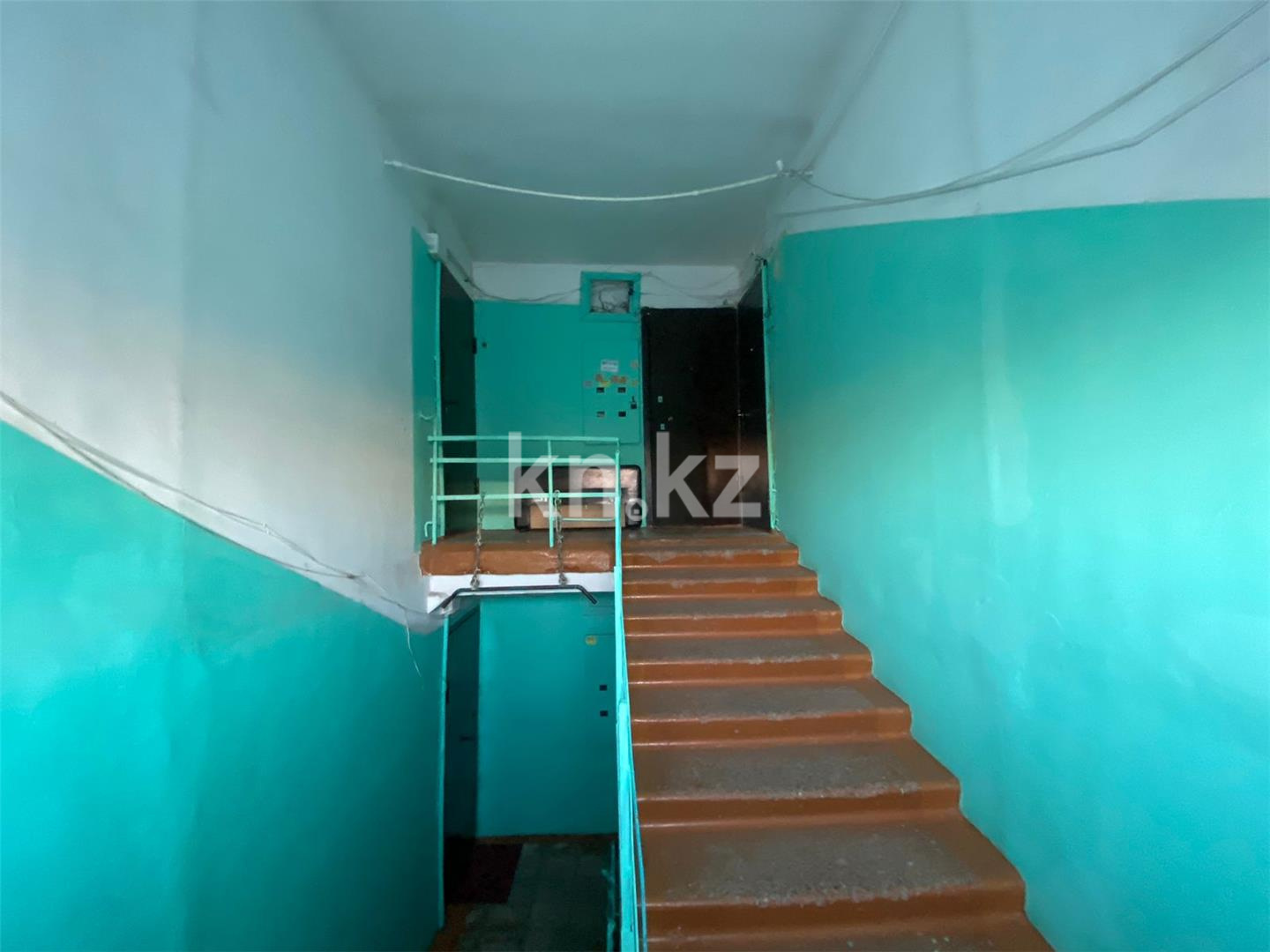 Продажа 3-комнатной квартиры, 49 м², 18-й мкр., дом  10 в Караганде - фото 9