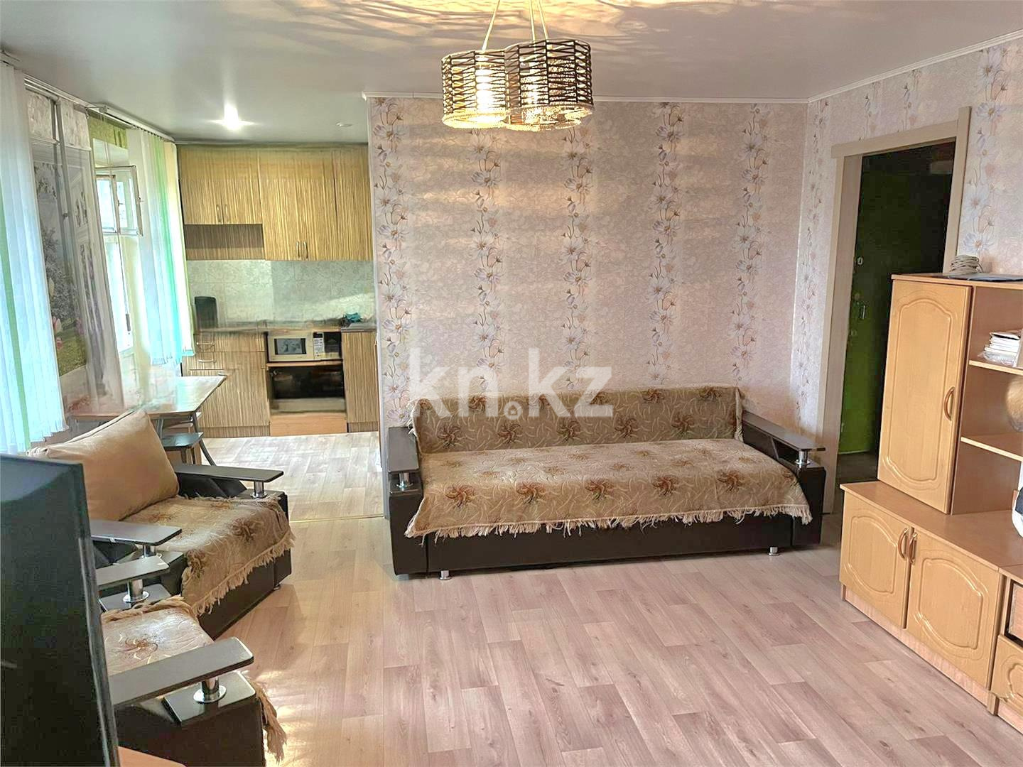 Продажа 3-комнатной квартиры, 56 м², мкр-н 7-й - Продажа квартир в Темиртау фото 1 из 10