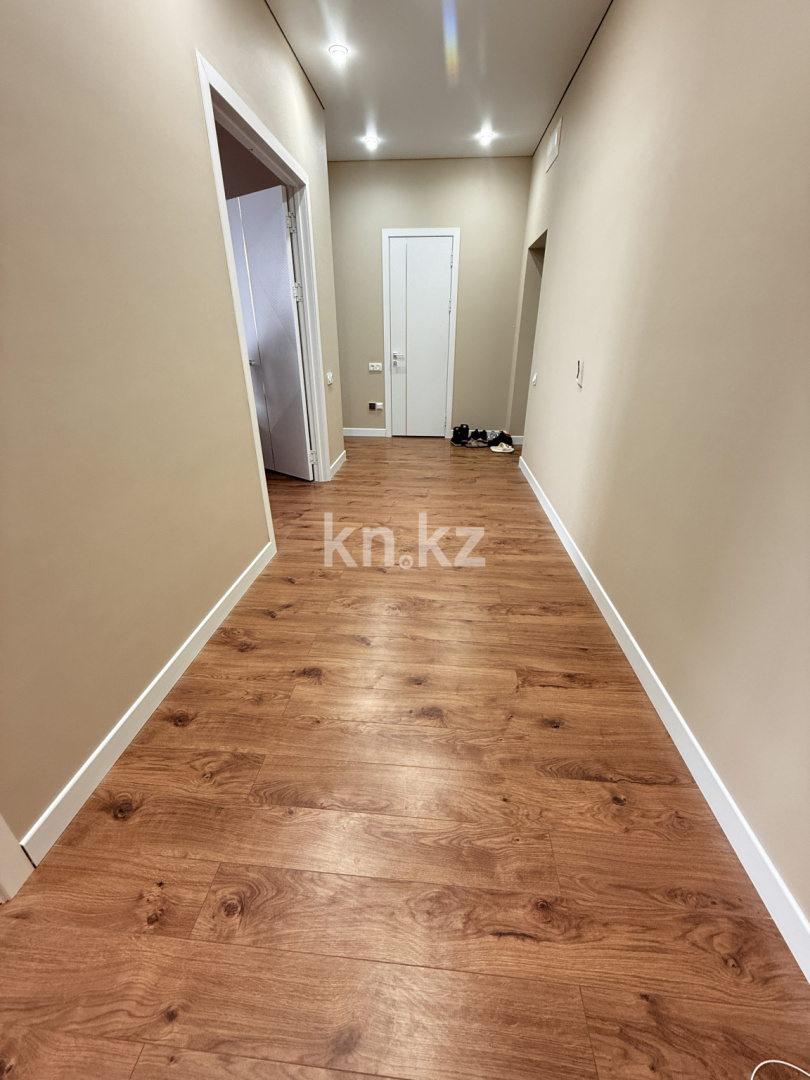 Продажа 2-комнатной квартиры, 70 м², ул. Букетова, дом  3 в Караганде - фото 18