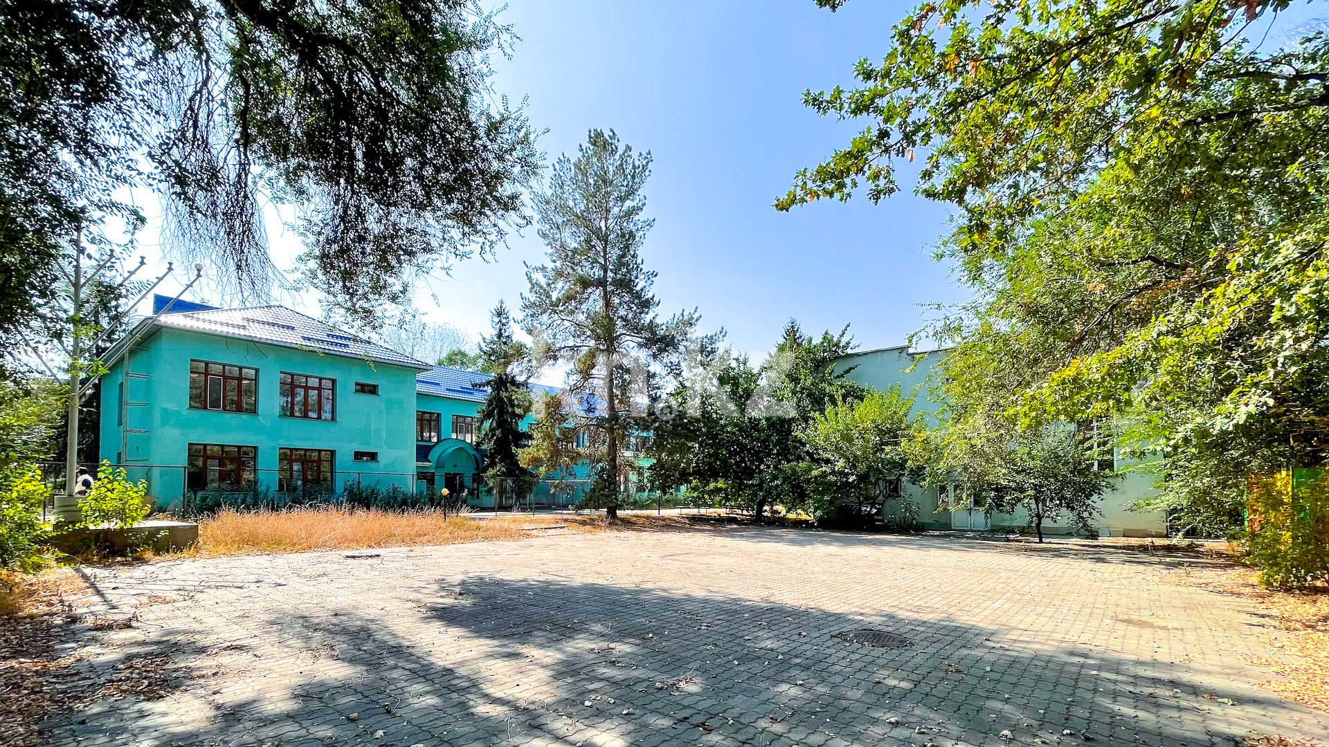 Продажа здания, 4600 м² - Продажа зданий в Алматы фото 4 из 40