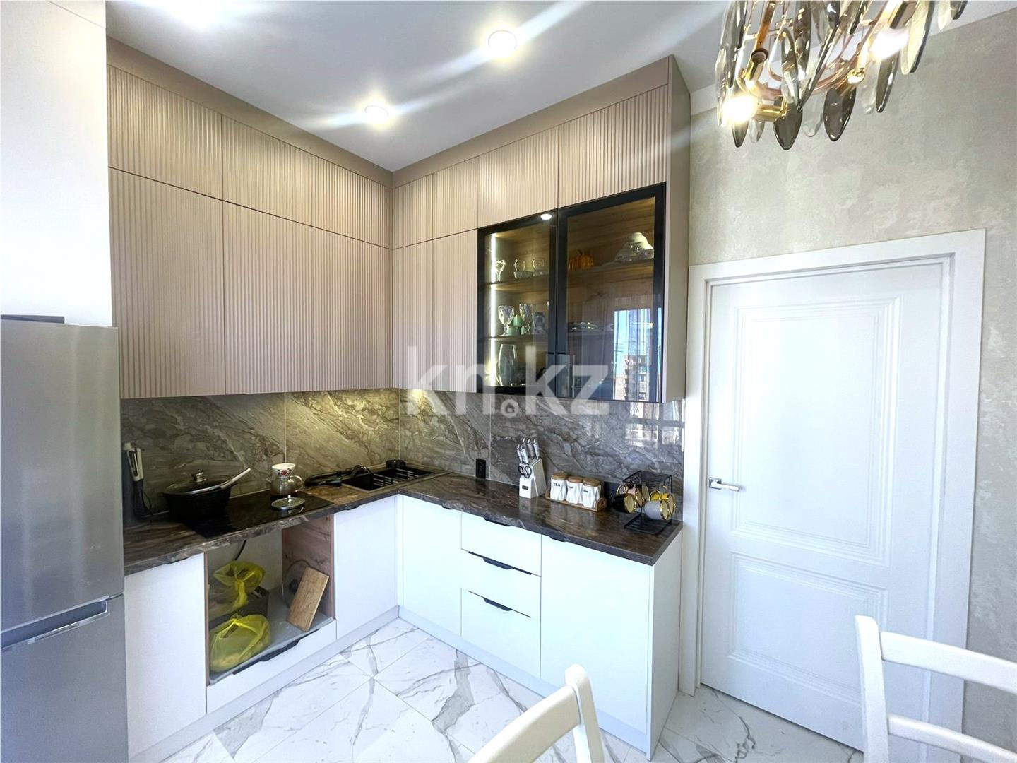 Продажа 3-комнатной квартиры, 81 м², 137 учетный квартал - Продажа и аренда недвижимости в Караганде фото 8 из 14