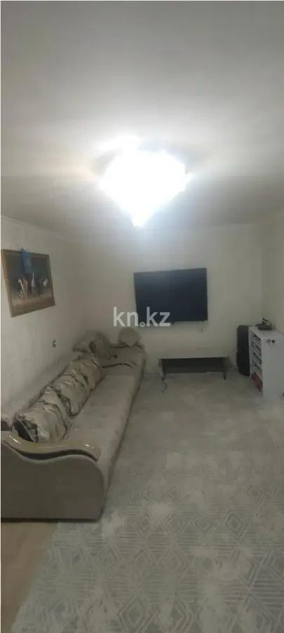 Продажа 2-комнатной квартиры, 44 м², мкр-н 12, дом  9 - Продажа квартир в Караганде без посредников фото 1 из 5