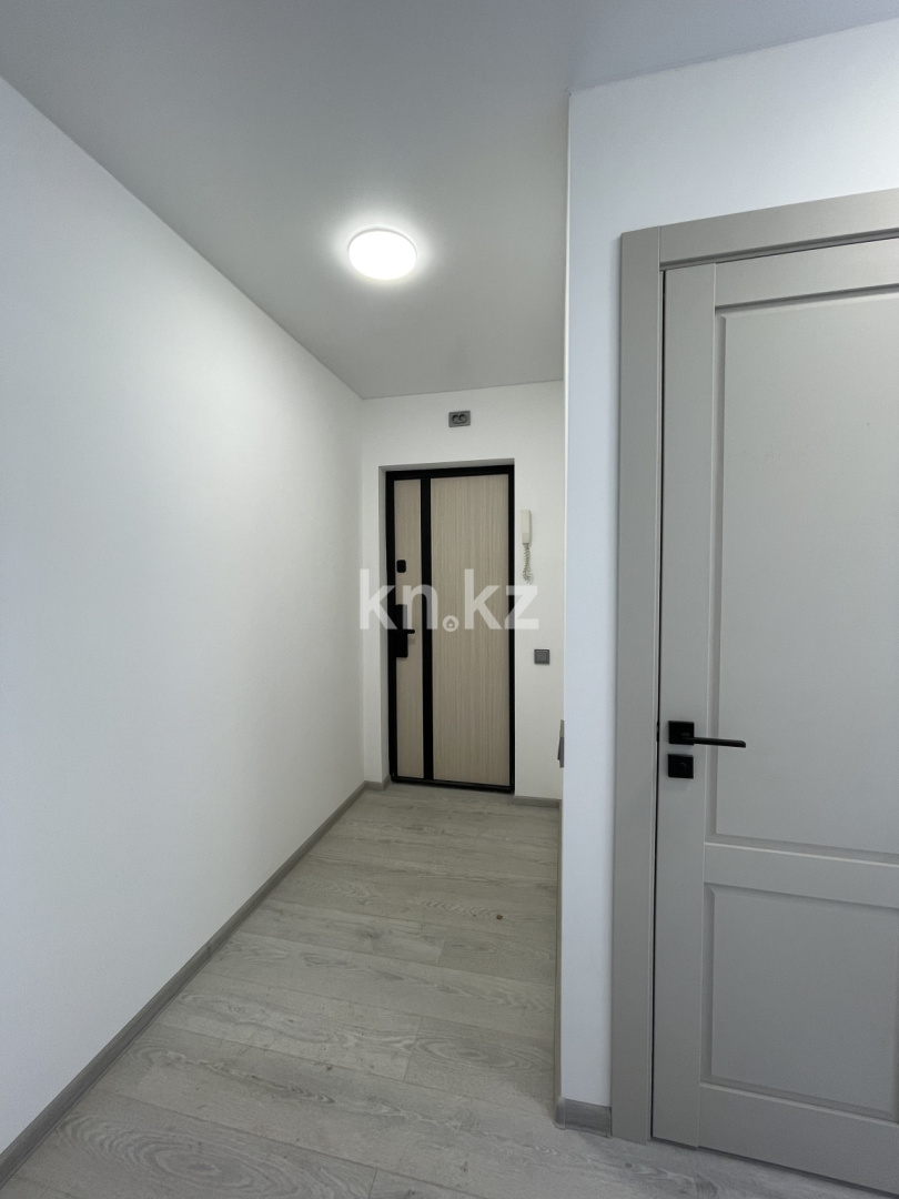 Продажа 1-комнатной квартиры, 30 м² - Продажа квартир в Усть-Каменогорске фото 6 из 8