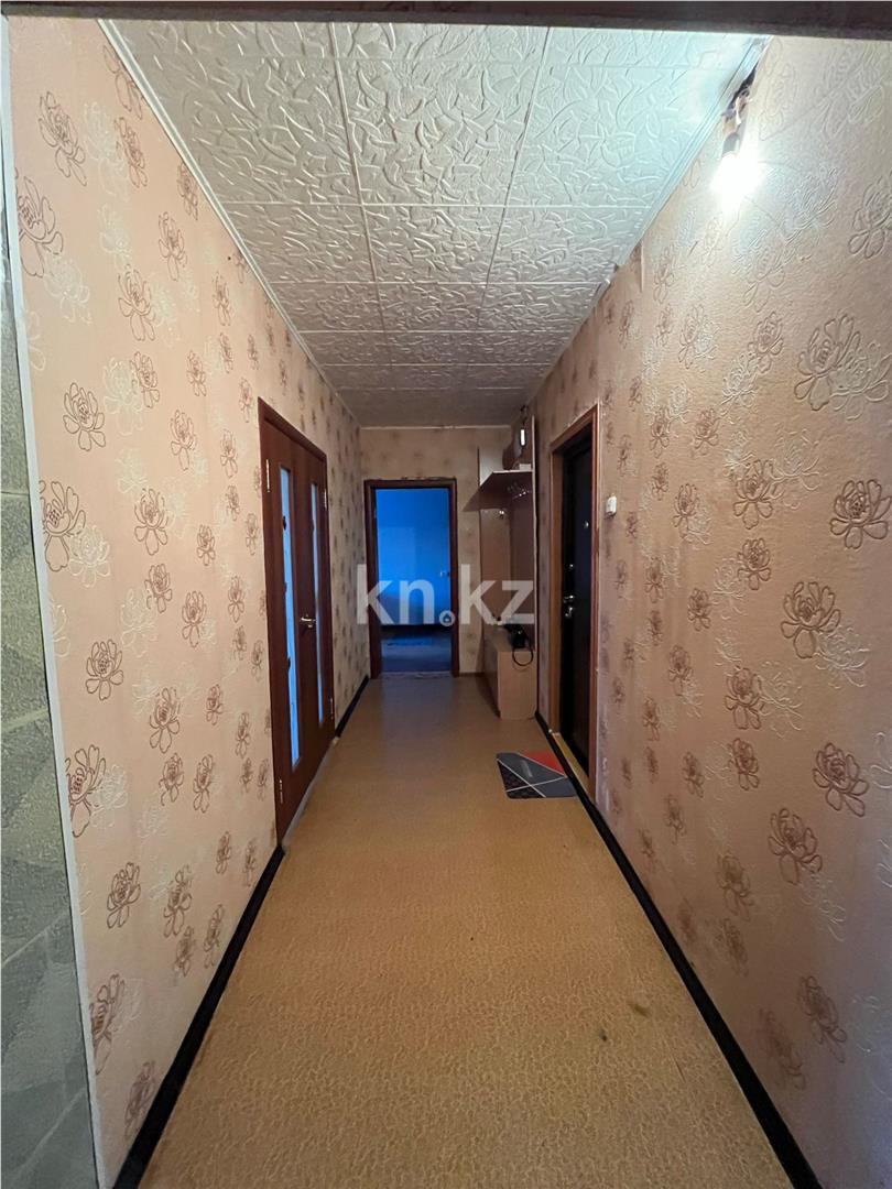 Продажа 2-комнатной квартиры, 54 м², мкр-н Степной-4 - Продажа  двухкомнатных квартир в Караганде фото 12 из 18