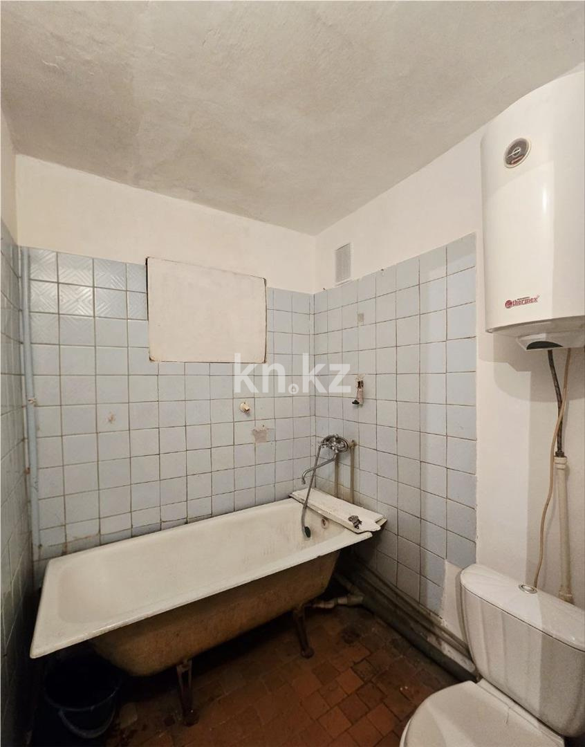 Продажа 1-комнатной квартиры, 29 м² - Продажа квартир в блочном доме в Темиртау - страница 2 фото 8 из 13