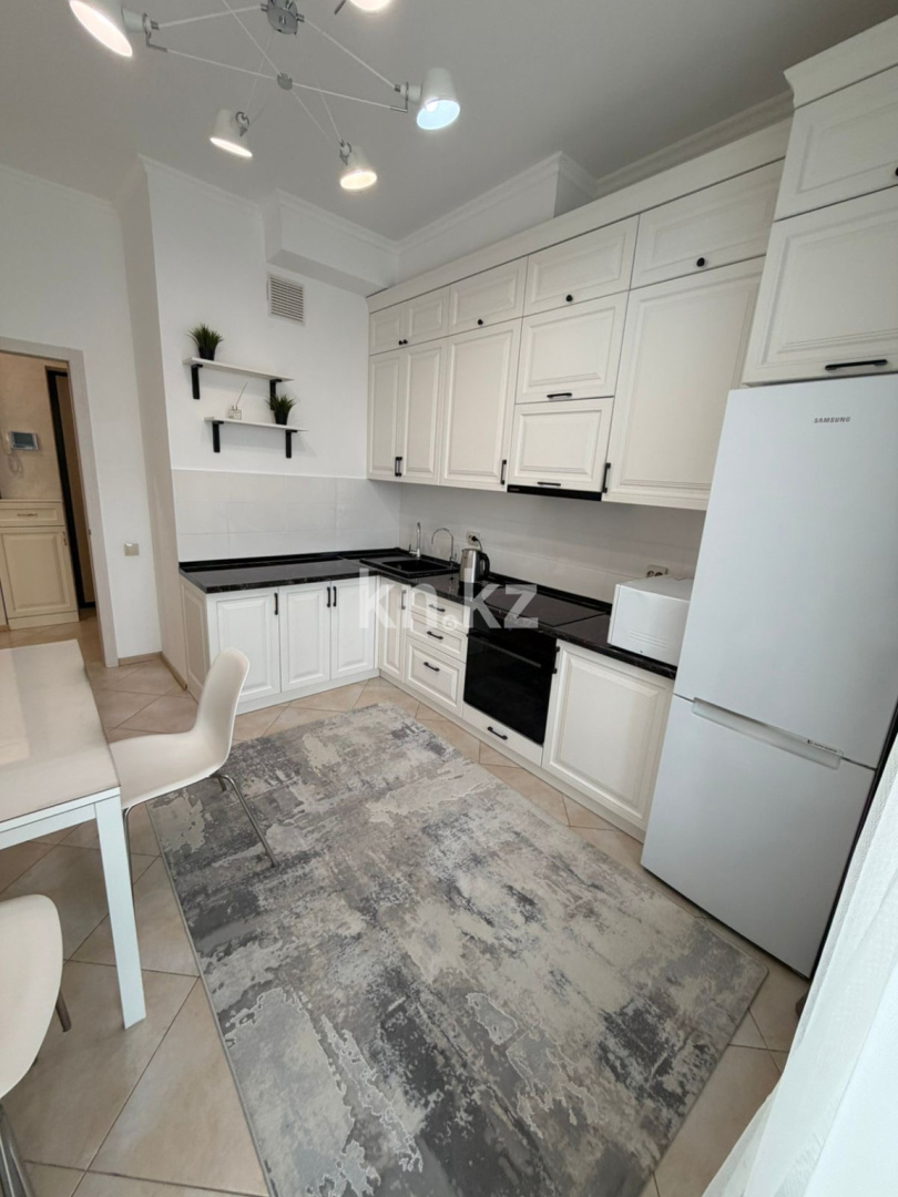 Аренда 3-комнатной квартиры, 87 м² в Астане