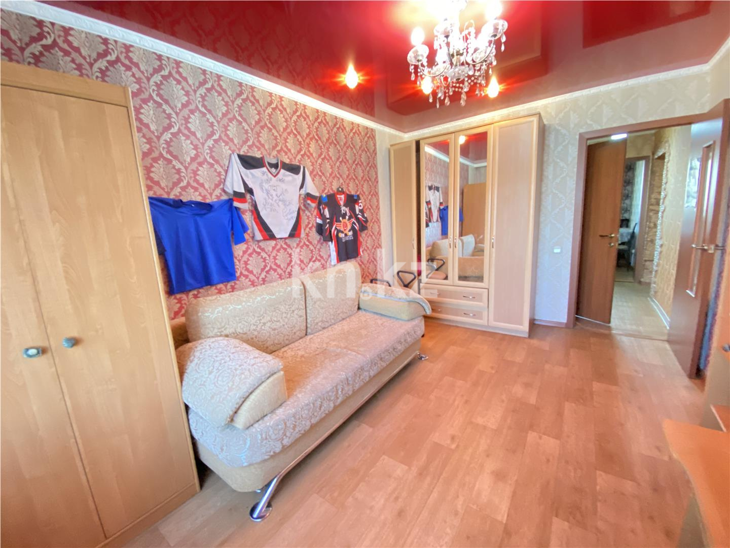 Продажа 4-комнатной квартиры, 79 м², ул. Металлистов - Продажа квартир в Караганде фото 7 из 13