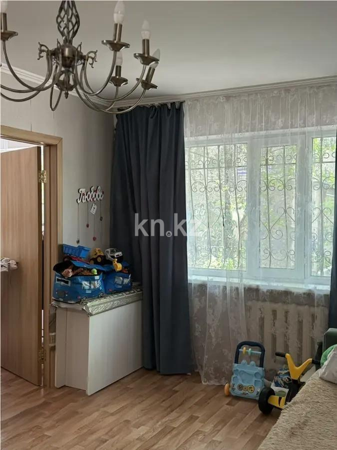 Продажа 3-комнатной квартиры, 48 м² - Продажа квартир от собственников в Караганде - страница 3 фото 2 из 3