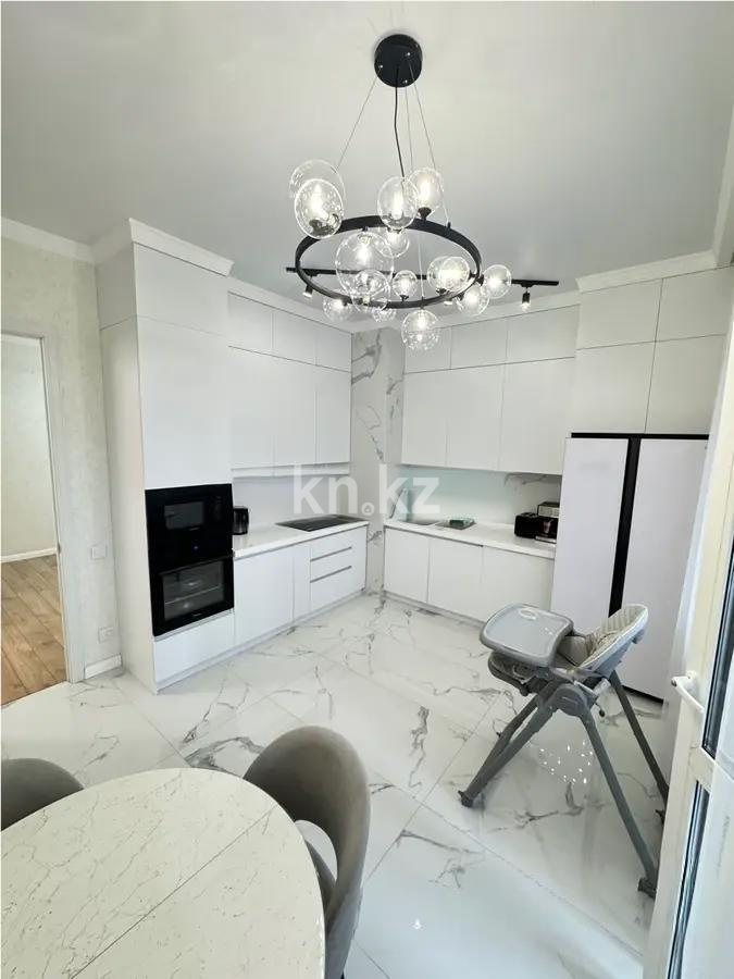 Продажа 4-комнатной квартиры, 125 м², ул. Туркестан, дом  28/1 в Астане - фото 5