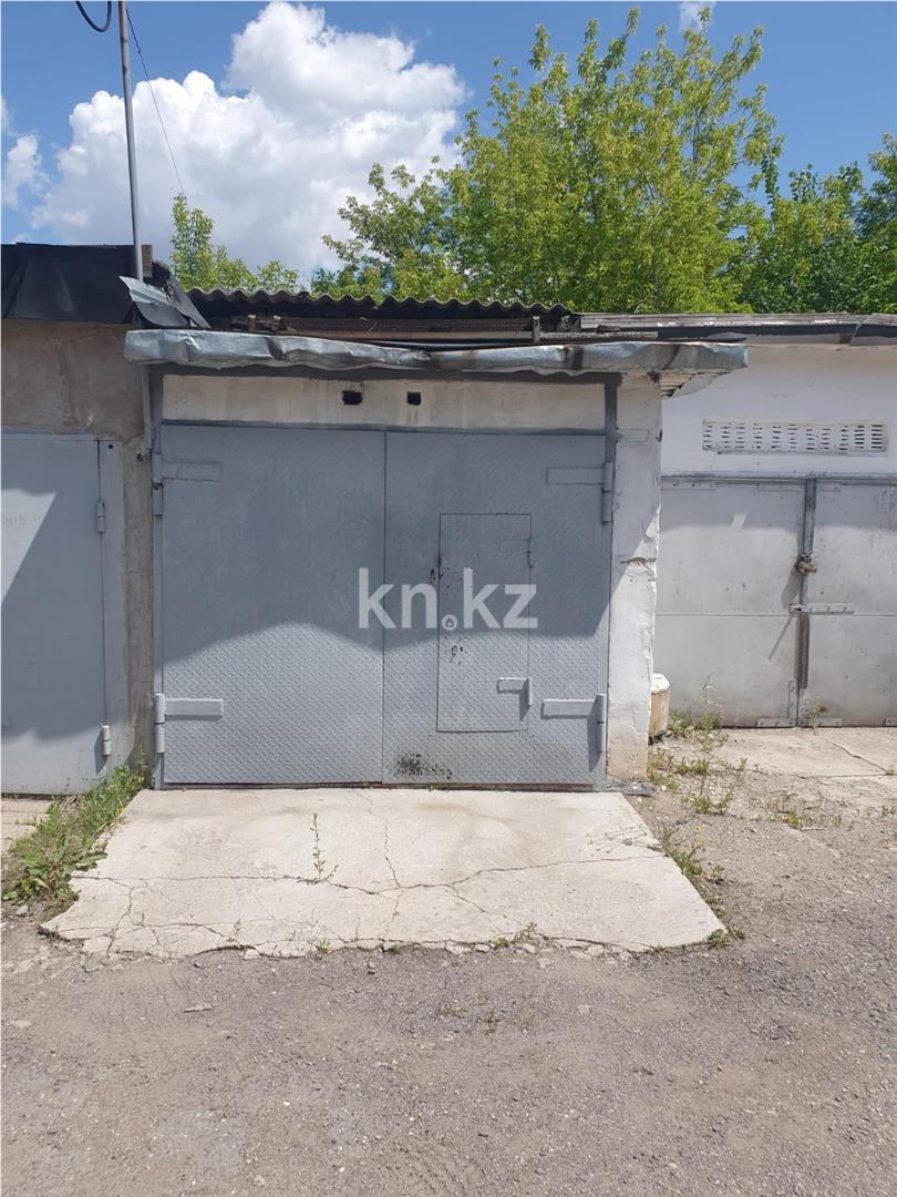 Продажа 3-комнатной квартиры, 82 м², ул. Жамбыла, дом  109 в Караганде - фото 10