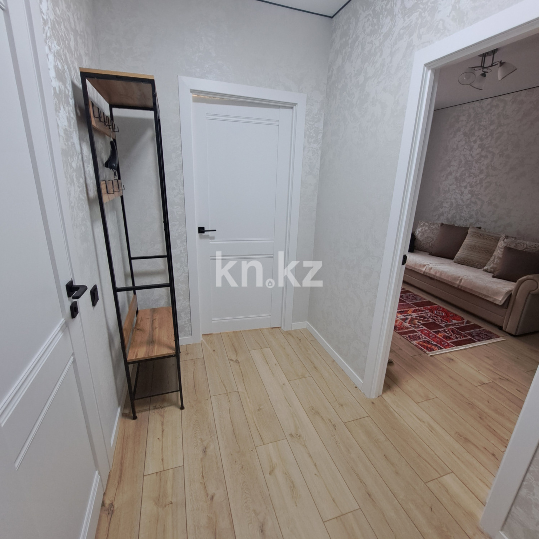 Аренда 1-комнатной квартиры, 37 м², ул. Бухар жырау, дом  32 - ул. Бокейхана - Аренда квартир посуточно в Темиртау фото 1 из 1