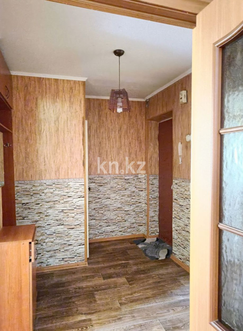 Продажа 3-комнатной квартиры, 63.5 м², пр. Ауэзова, дом  6 - Продажа  трехкомнатных квартир в Усть-Каменогорске фото 11 из 15