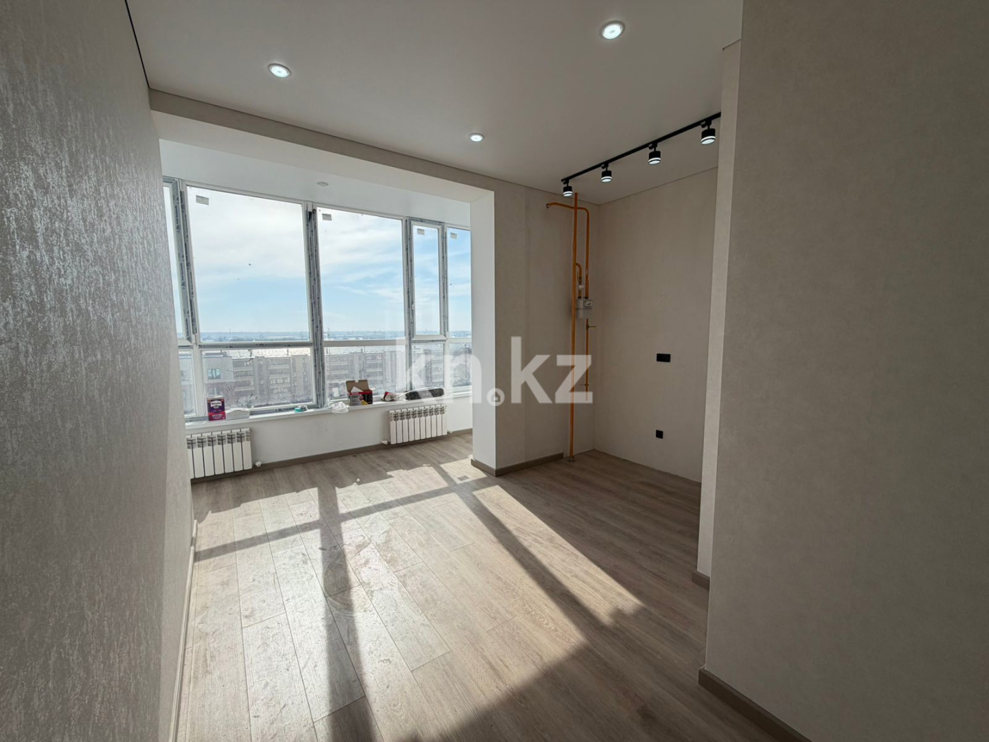 Продажа 2-комнатной квартиры, 71.7 м² в Уральске - фото 10