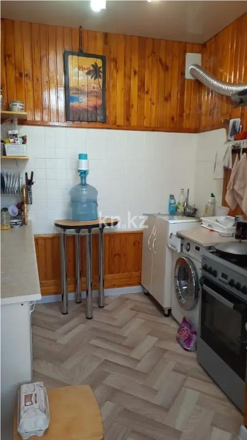 Продажа 2-комнатной квартиры, 42.2 м², мкр-н 10а, дом  15 в Алматы - фото 2