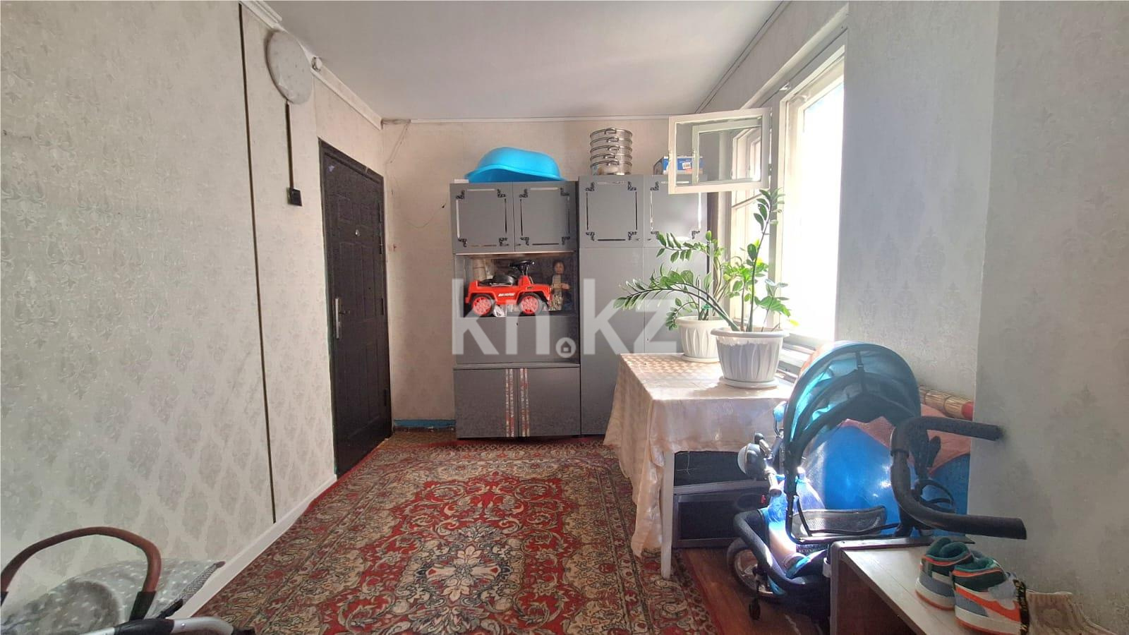 Продажа 5-комнатной квартиры, 86 м², мкр-н 11а - Продажа квартир в Караганде фото 13 из 14