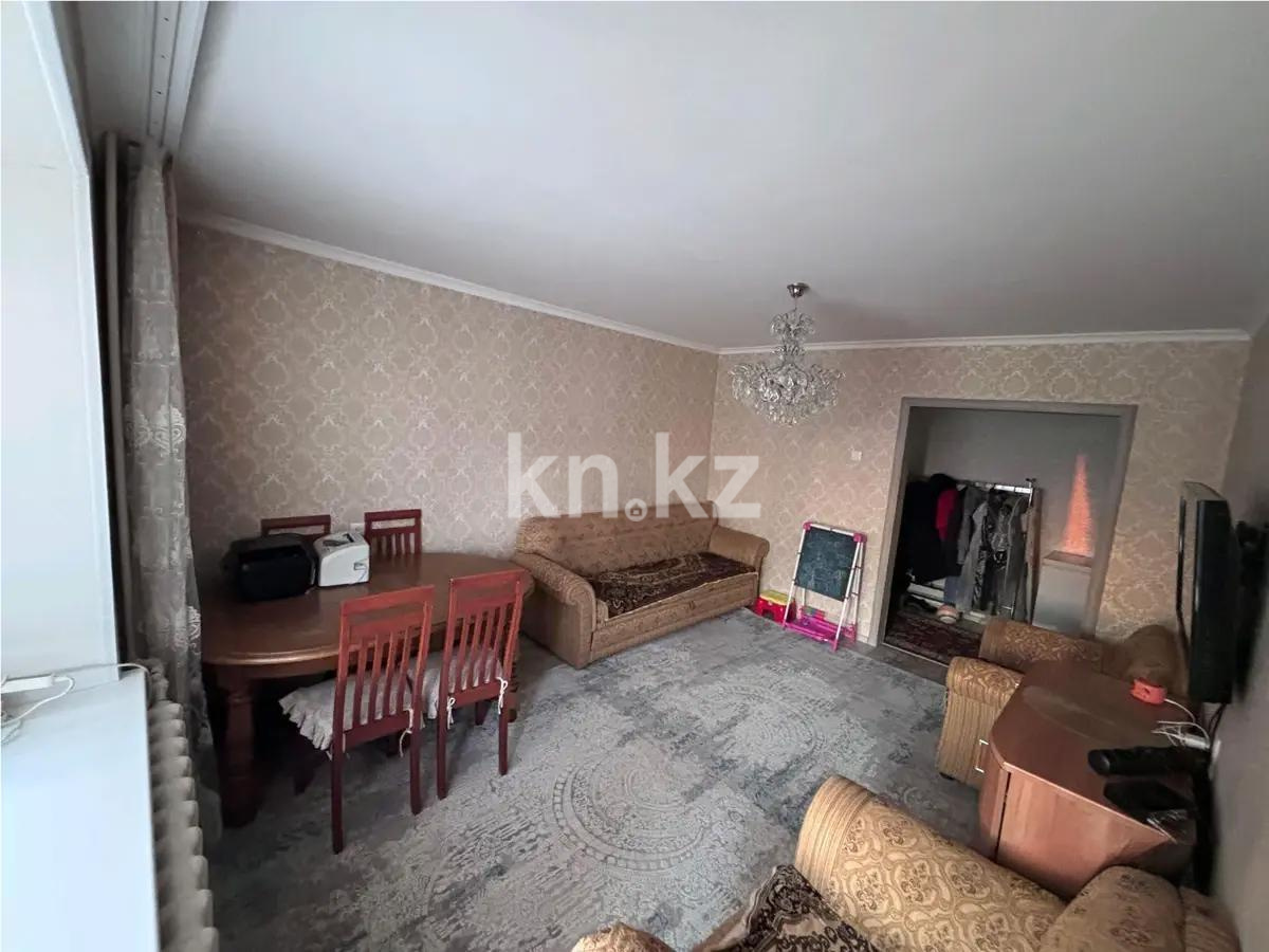 Продажа 3-комнатной квартиры, 62 м², ул. Гапеева, дом  1 - Продажа  трехкомнатных квартир в Караганде фото 2 из 8
