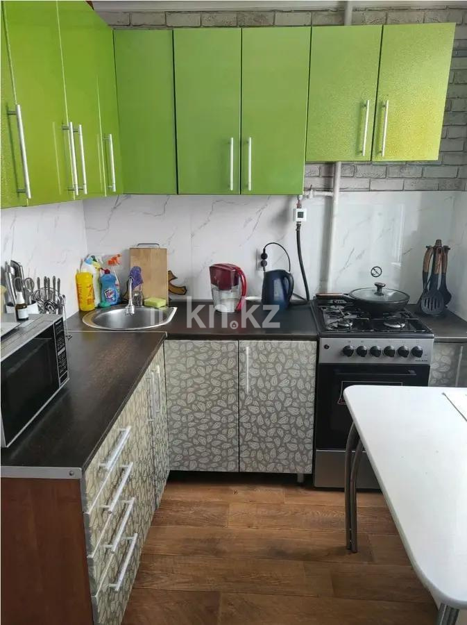 Продажа 3-комнатной квартиры, 61 м², мкр-н 14, дом  31 в Караганде - фото 3