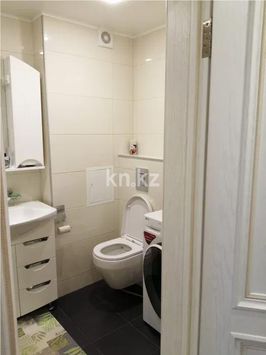 Продажа 2-комнатной квартиры, 49.1 м², ул. Рыскулбекова, дом  11/2 - Продажа  двухкомнатных квартир в Астане без посредников с фото фото 1 из 3