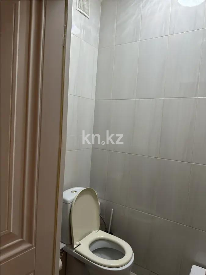 Продажа 2-комнатной квартиры, 60.7 м², мкр-н Аксай-5, дом  8 в Алматы - фото 5